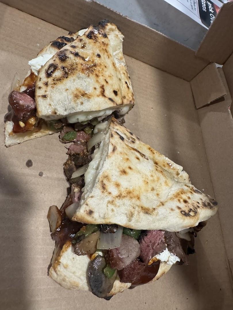 Fahrenheit 851 Pizza Shop